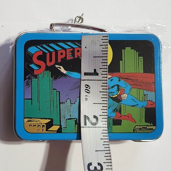 NIB - Vintage Hallmark Superman Tin Lunchbox Commemorative Edition - 1998 - Picture 13 of 14